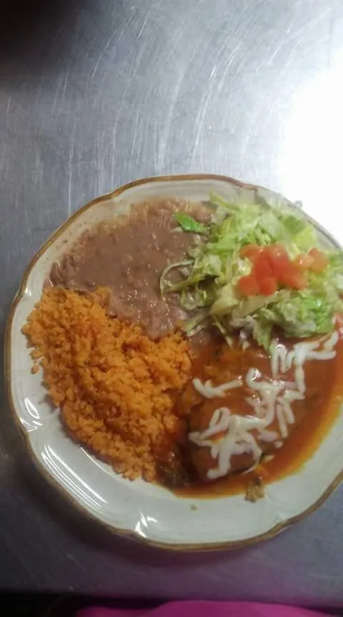 Tamales w Side Rice & Beans